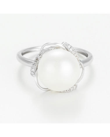 Bague Or Blanc 375/1000 "Fleur de Perle" Diamants 0,05/18 Perle Blanche